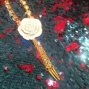 Blue rose bling fashion necklace on gold chain
